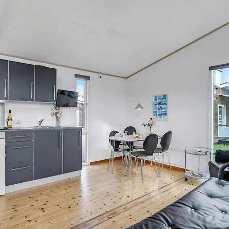 Lovely In With Kitchen
