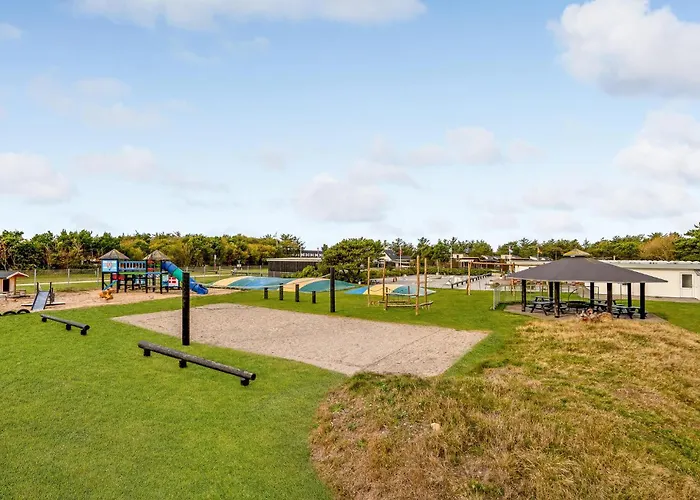 Semesterbostad Lovely In With Kitchen Vestervig